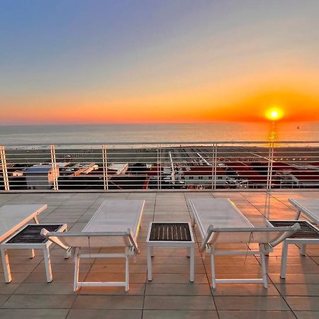 Hotel Bracciotti Lido di Camaiore Esterno foto