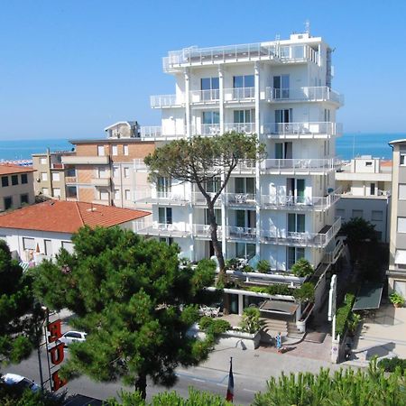 Hotel Bracciotti Lido di Camaiore Esterno foto
