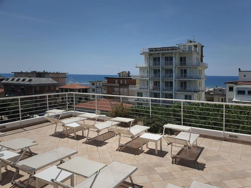 Hotel Bracciotti Lido di Camaiore Esterno foto