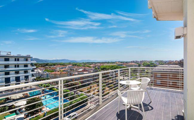 Hotel Bracciotti Lido di Camaiore Esterno foto